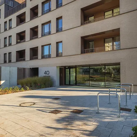 Trendy & Modern Studio Winiarska With Parking By Renters 아파트 *