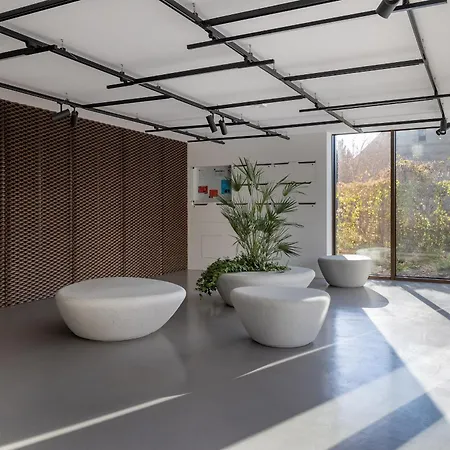 Apartment Trendy & Modern Studio Winiarska With Parking By Renters *