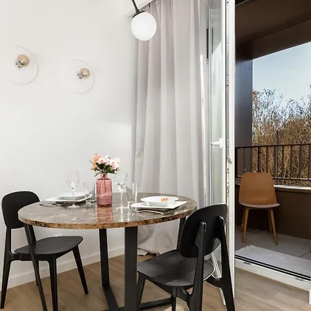 Trendy & Modern Studio Winiarska With Parking By Renters Apartment *
